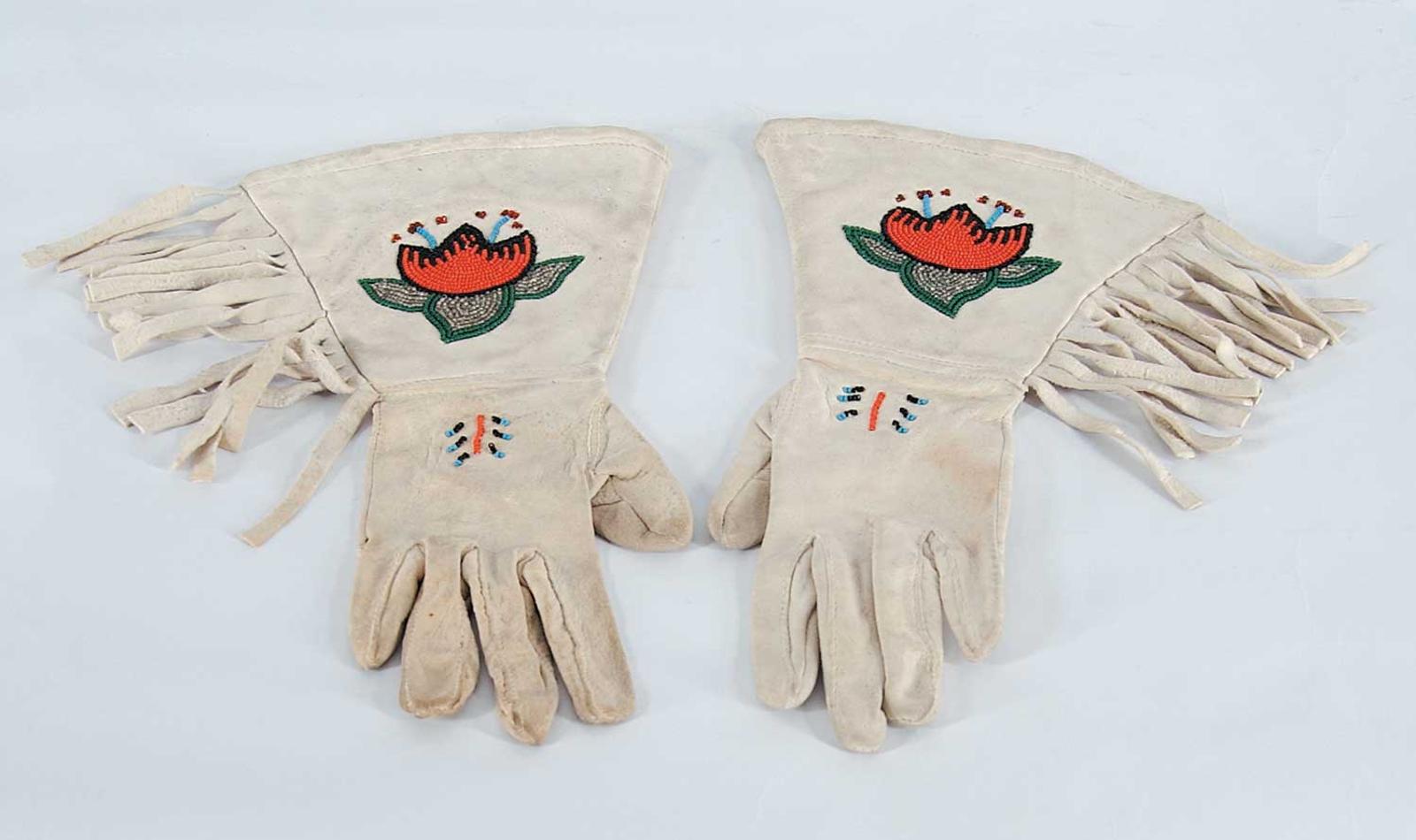 First Nations Basket School - Beaded White Leather Long gloves