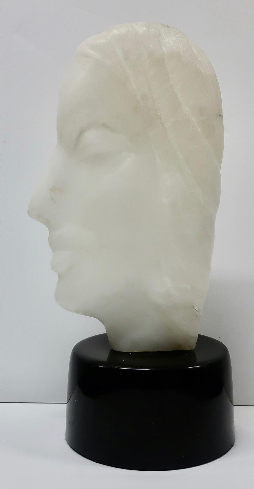 Emy Singer (1917) - Facial Profile