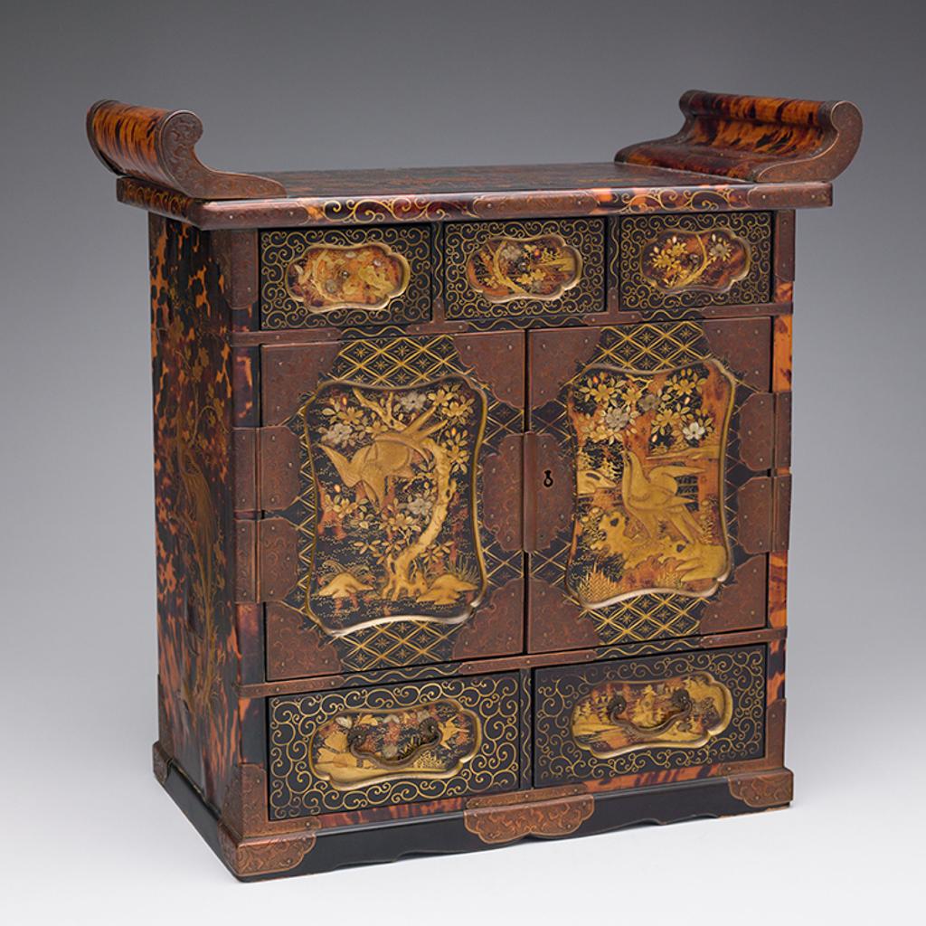 Japanese Art - A Rare Japanese Gold Lacquer and Tortoiseshell Table Cabinet, Meiji Period, 19th Century