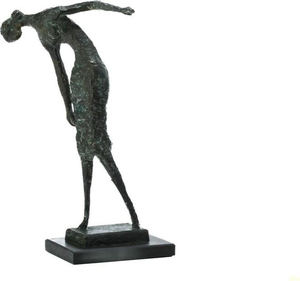 Leonhard Friederich Oesterle (1915-2009) - Brutalist bronze patinated sculpture of a woman sculpted in abstract, elongated form. Sculpted LO initials to base, model no. 01