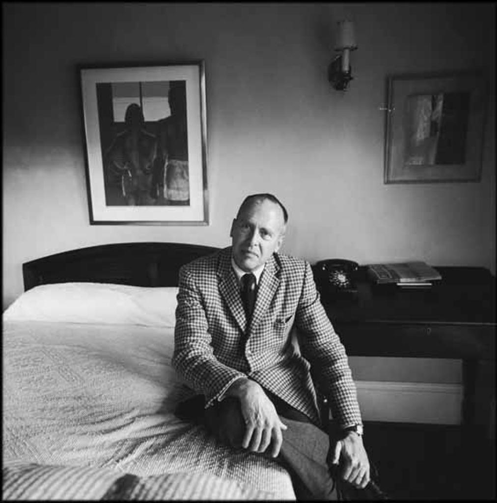 Jacques Evrard (1943) - Alex Colville dans sa chambre, Wolfville, Nouvelle-Écosse