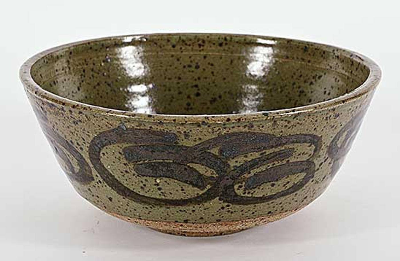 Luke Orton Lindoe (1913-1998) - Untitled - Speckled Bowl with Swirl Pattern