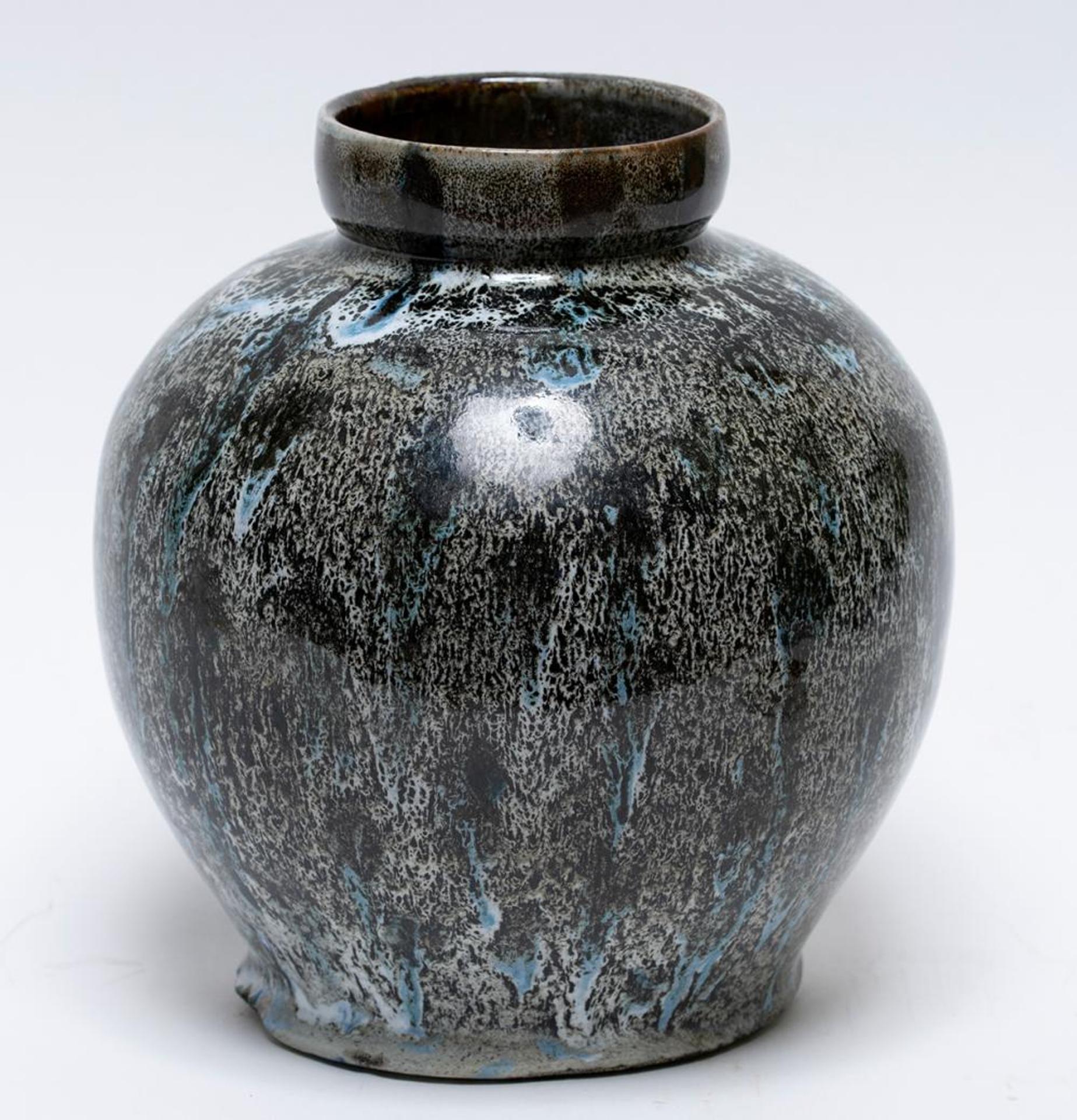 Rory MacDonald - Stoneware Jar
