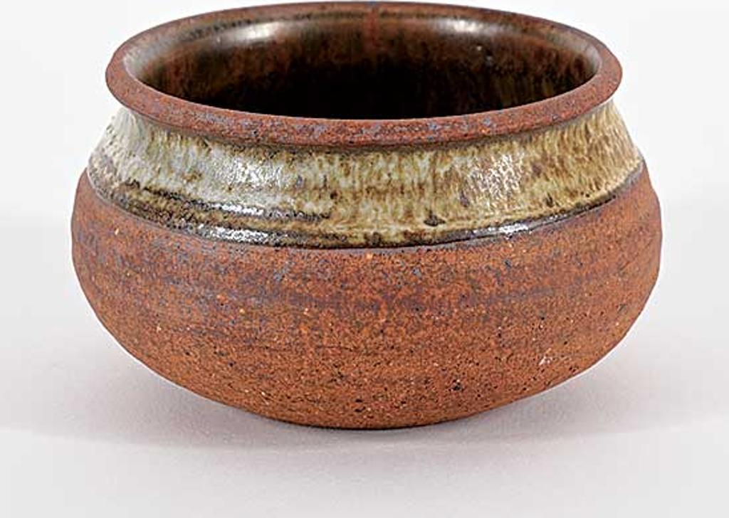 Edward Drahanchuk (1939) - Untitled - Short Pot with Ring Detail