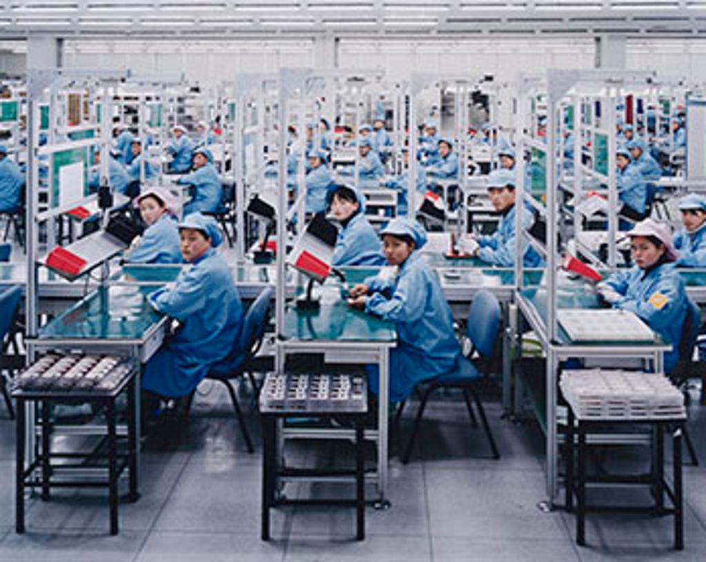Edward Burtynsky (1955) - Manufacturing #15, Bird Mobile, Ningbo, Zhejiang Province, China 2005