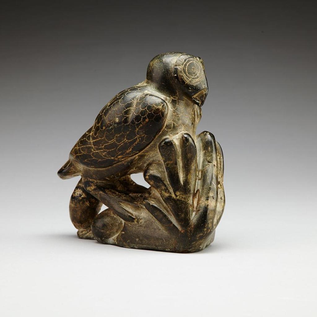 Davidialuk Alasua Amittu (1910-1976) - Owl Laying An Egg