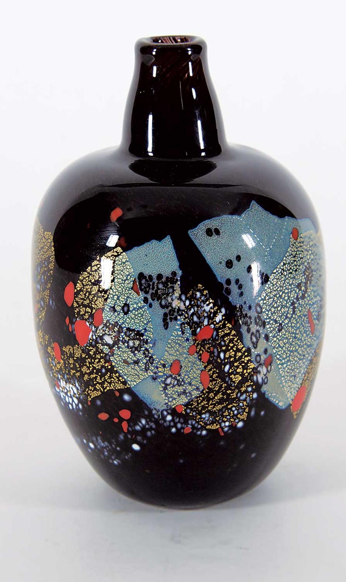 Martha Henry - Black Vase
