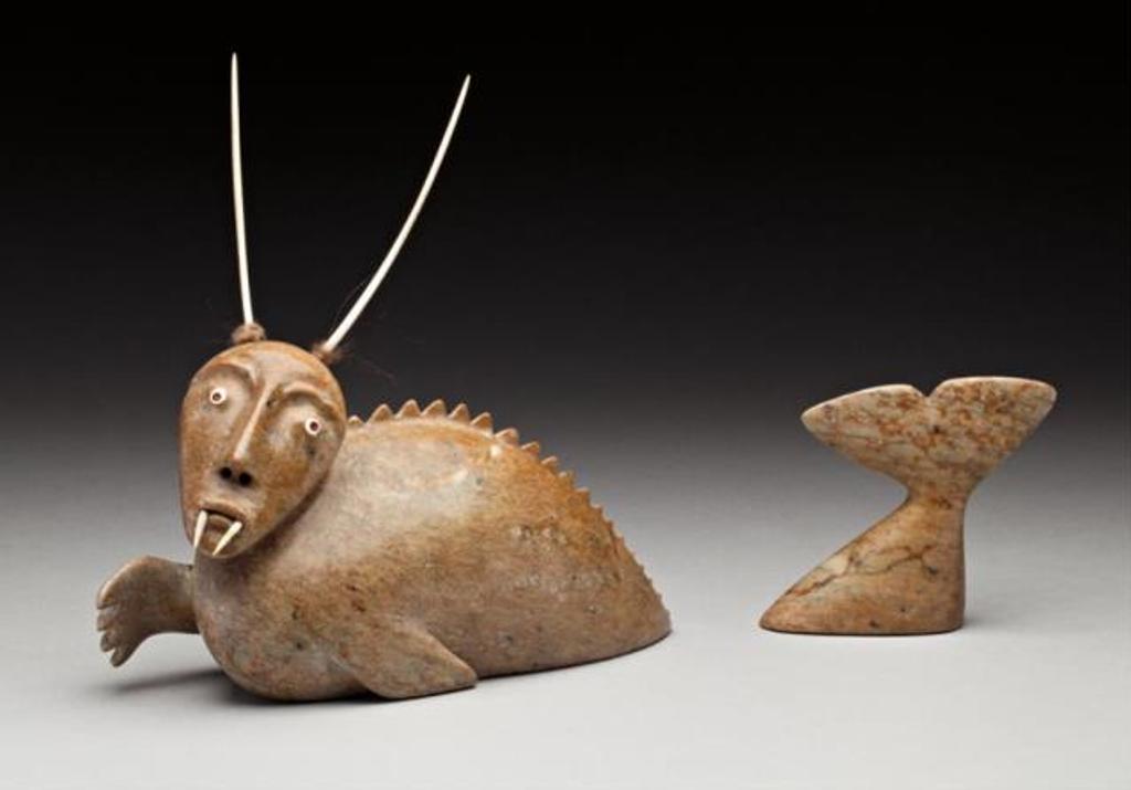 David Ruben Piqtoukun (1950) - Paulatuk/Ontario, Qallupiluk, 1994, mottled brown stone,