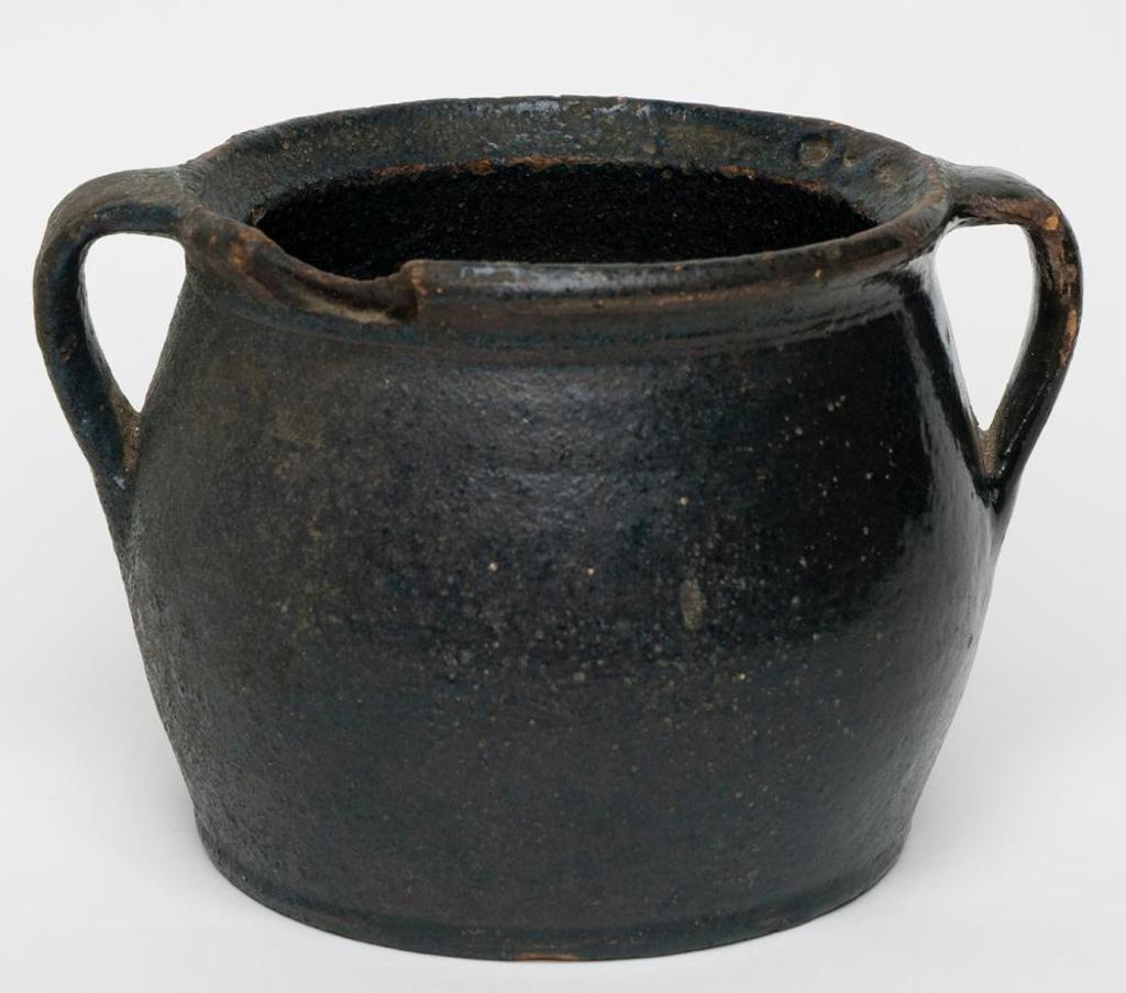 Peter Rupchan (1883-1944) - Small Dark Bean Pot