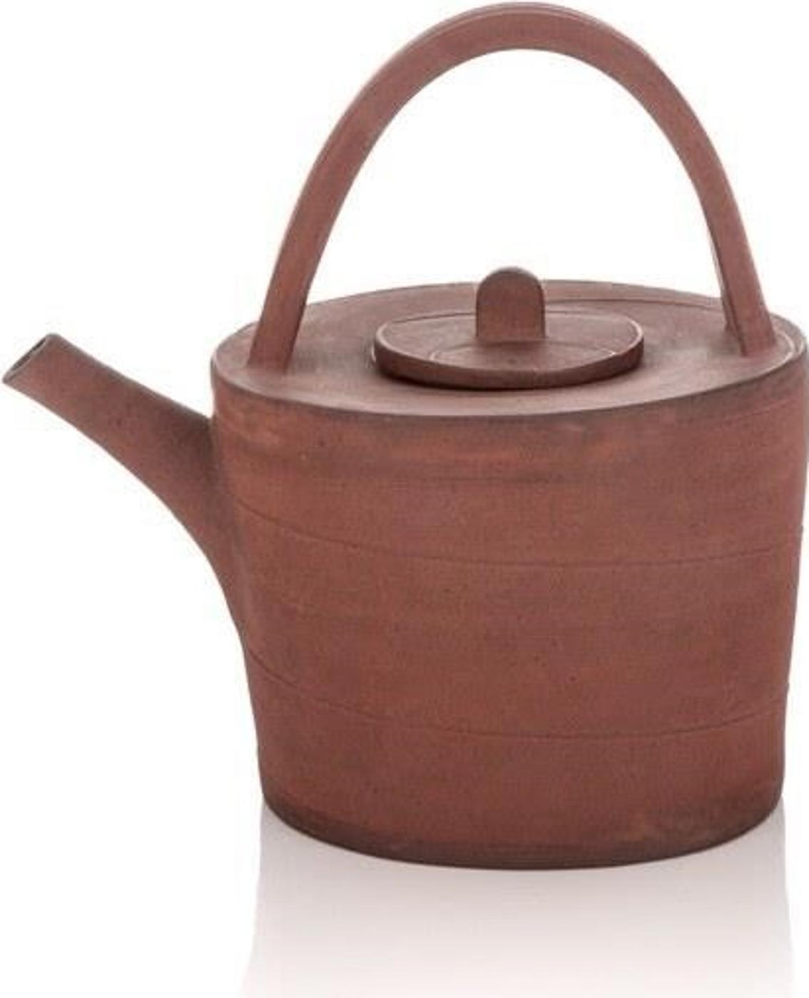 Julian Stair (1955) - A clay red stoneware kettle with grey interior glaze