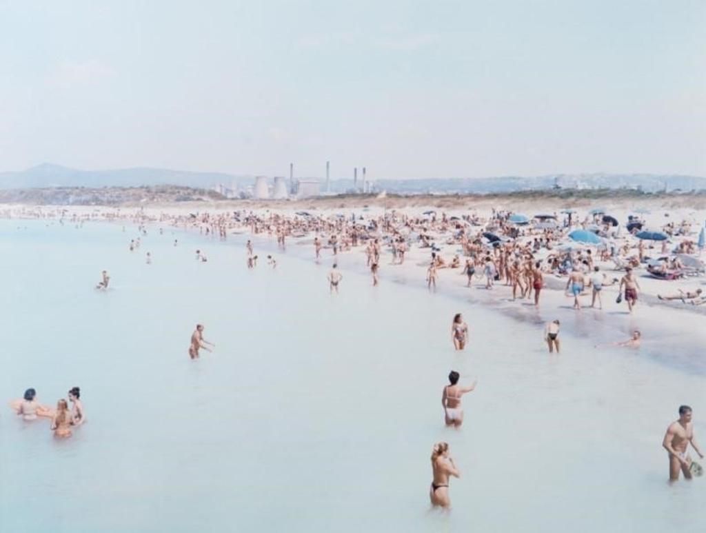 Massimo Vitali (1944) - Rosignano 3 Women