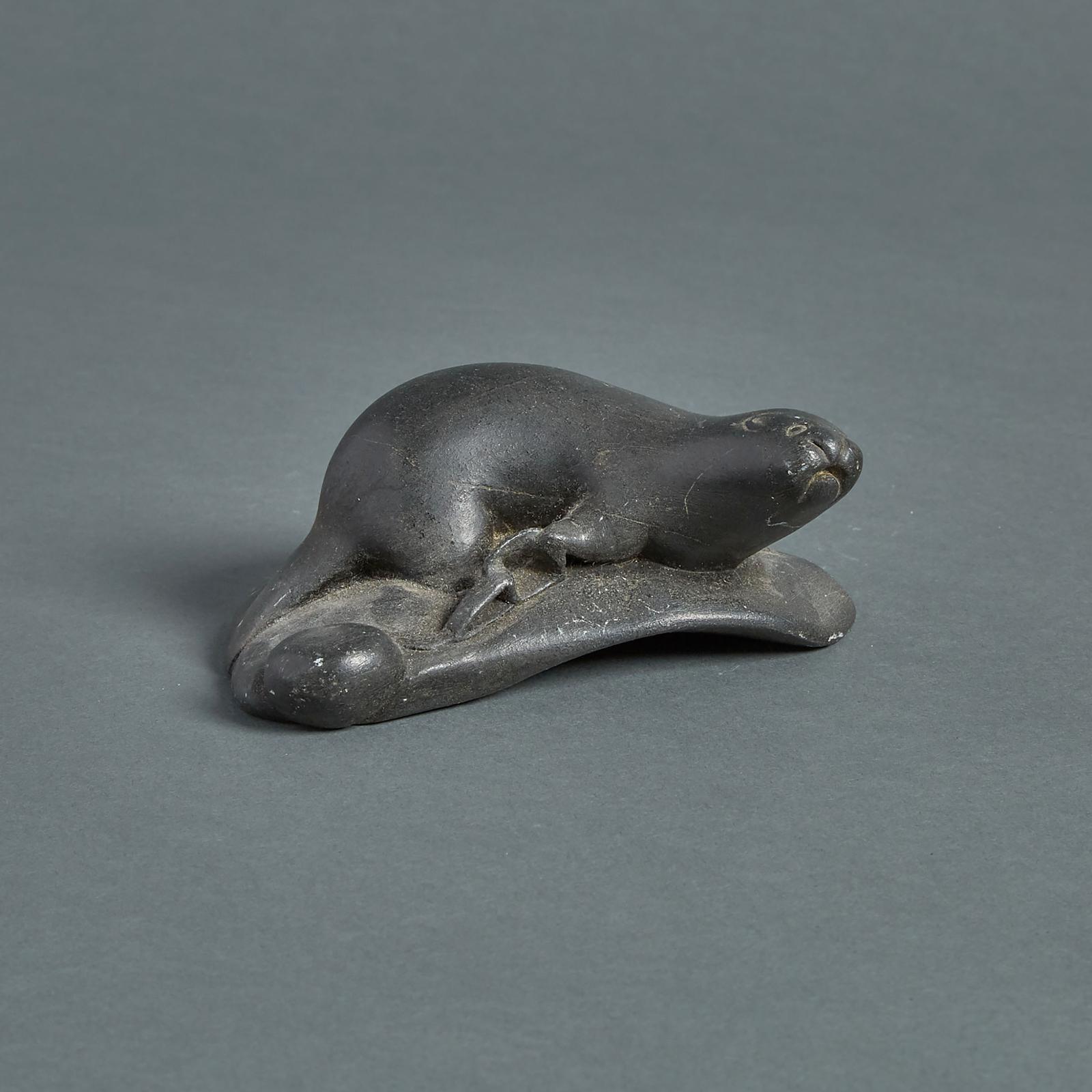 Pilipusi Putugu (1918) - Otter Caught In Trap