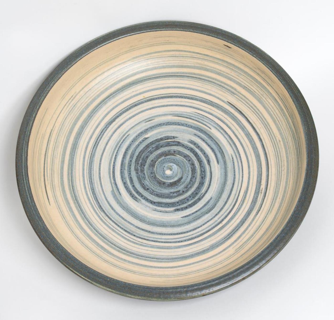 Maria Stewart (1923-2021) - Large Grey Bowl