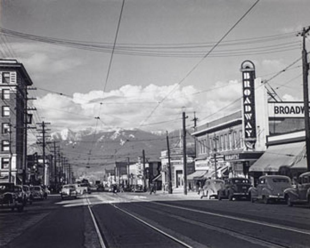 Karl Huber (1898-1985) - Main and Broadway