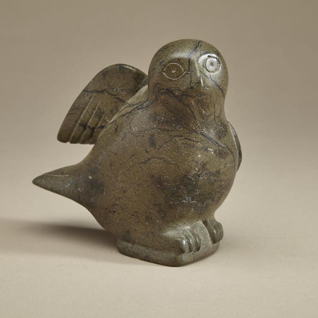Sagiatuk Sagiatuk (1932) - Small Bird With Lifted Wing