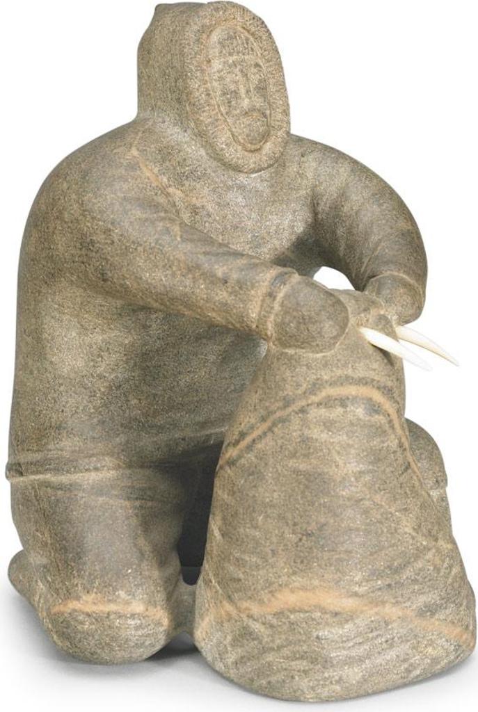 Elaigie Inuluk Kumak (1911) - Man With Walrus