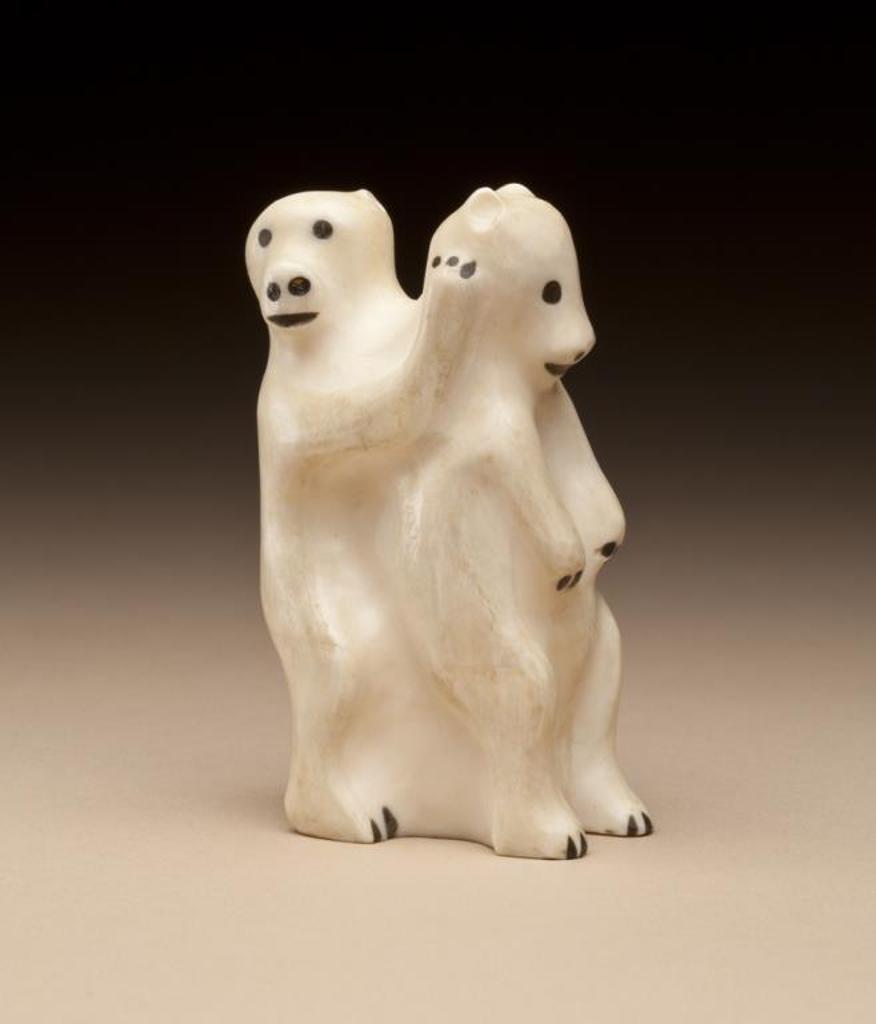 Sakkiassee Anaija (1913-1980) - Two Standing Bears