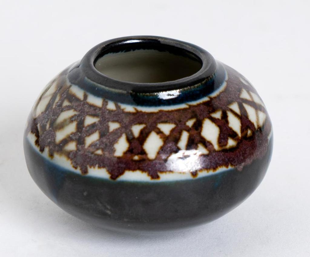 Jack Sures (1934-2018) - Small Brown Pot With Crosshatch Motif