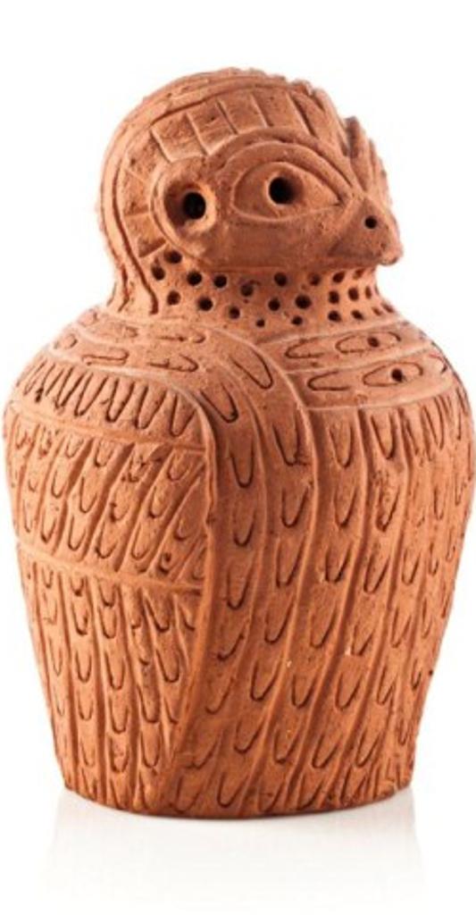 Phillip Sheetoga (1944) - Pot in the Form of a Bird, ca. 1967-68, Unglazed ceramic