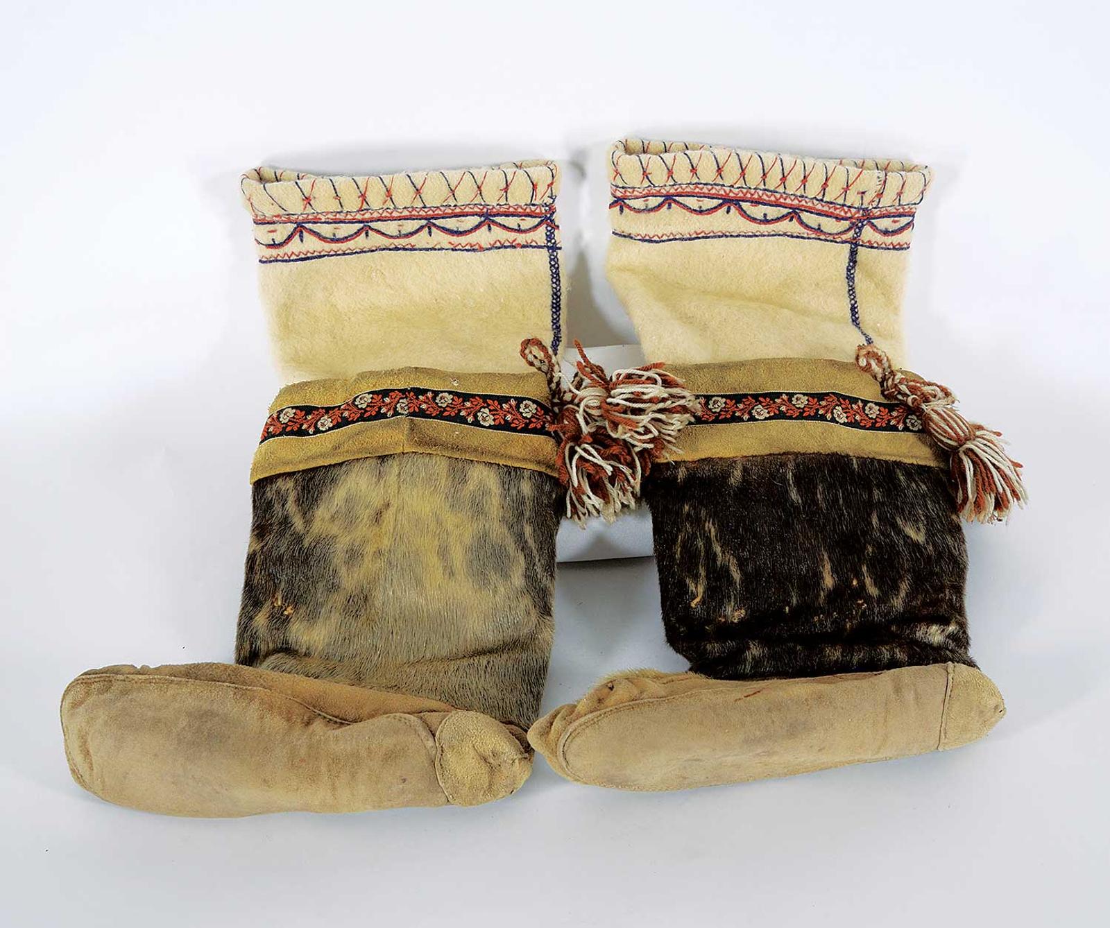 First Nations Basket School - Walrus Mukluks over Wool Lining with Wool Tassels