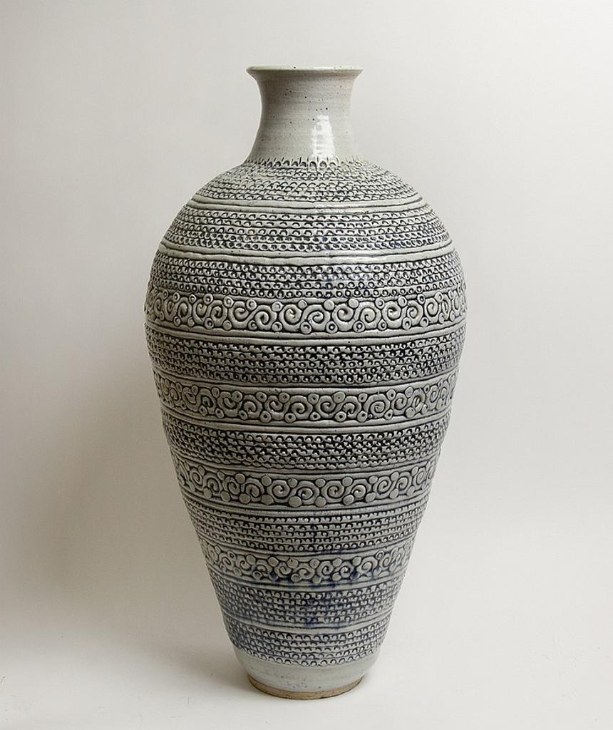 Maria Gakovic (1913-1999) - Untitled - Untitled (Large ceramic urn)