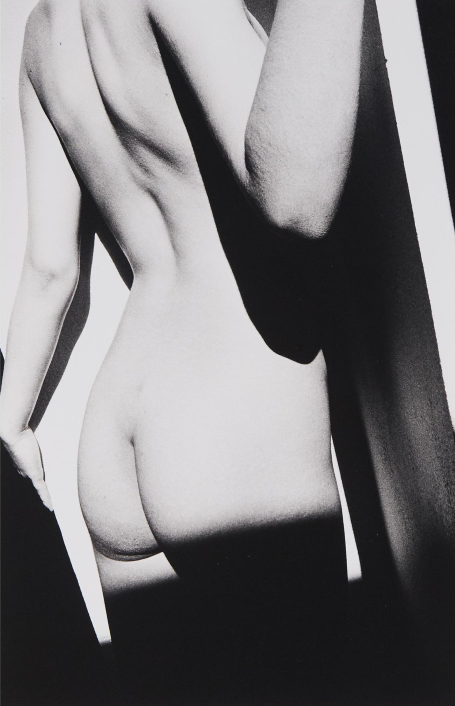 Ralph Gibson (1939) - NUDE, 2009