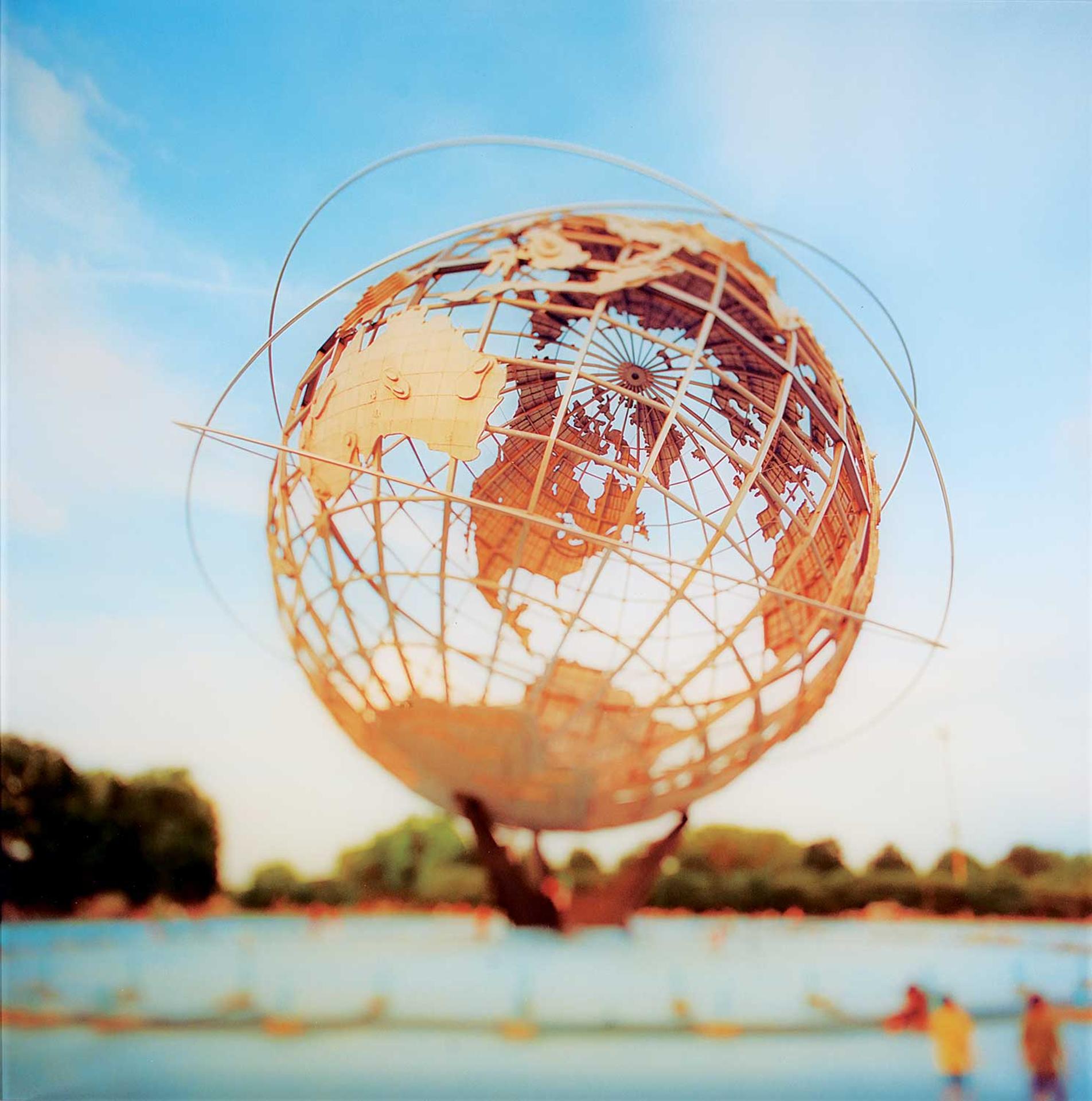 Toni Hafkenscheid (1959) - Unisphere Brooklyn