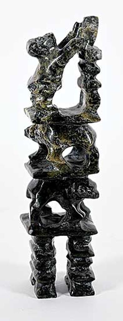 Pavinaq Petaulassie (1961) - Untitled - Totem