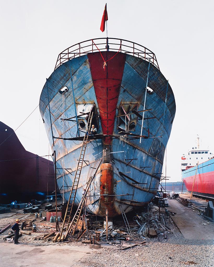 Edward Burtynsky (1955) - Shipyard #20, Qili Port, Zhejiang Province, China