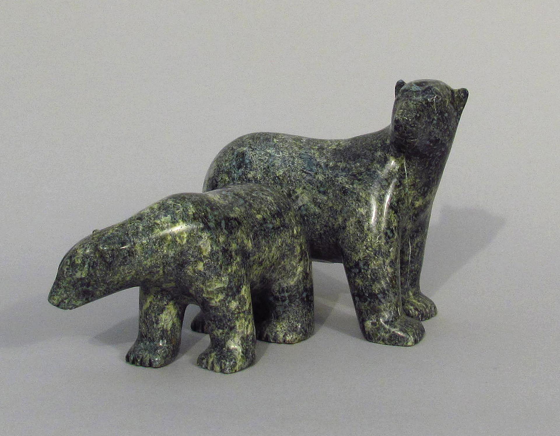 Kooyoo Peter (1966) - Two Bears / Deux ours