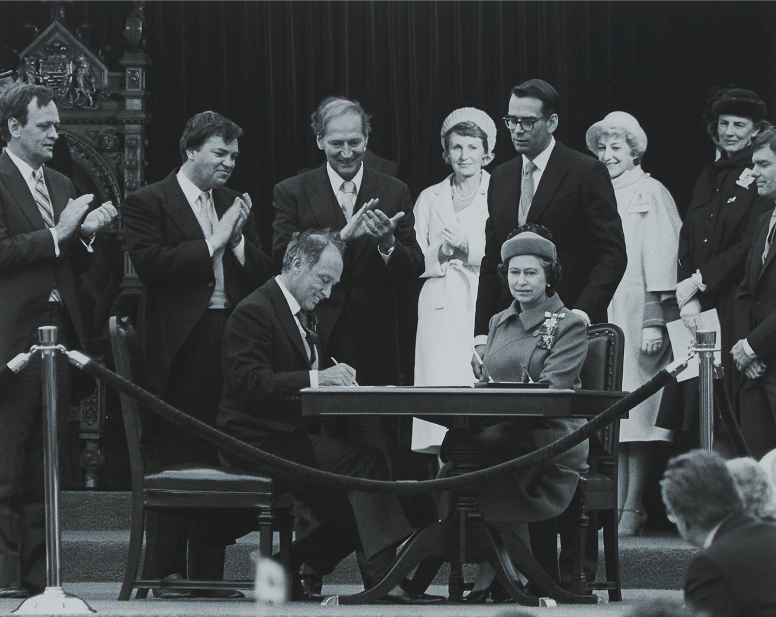 Ron Poling (1950) - Queen Elizabeth Ii With Pierre Elliot Trudeau Signing The Canadian Constitutional Proclamation, Ottawa, April 17, 1982