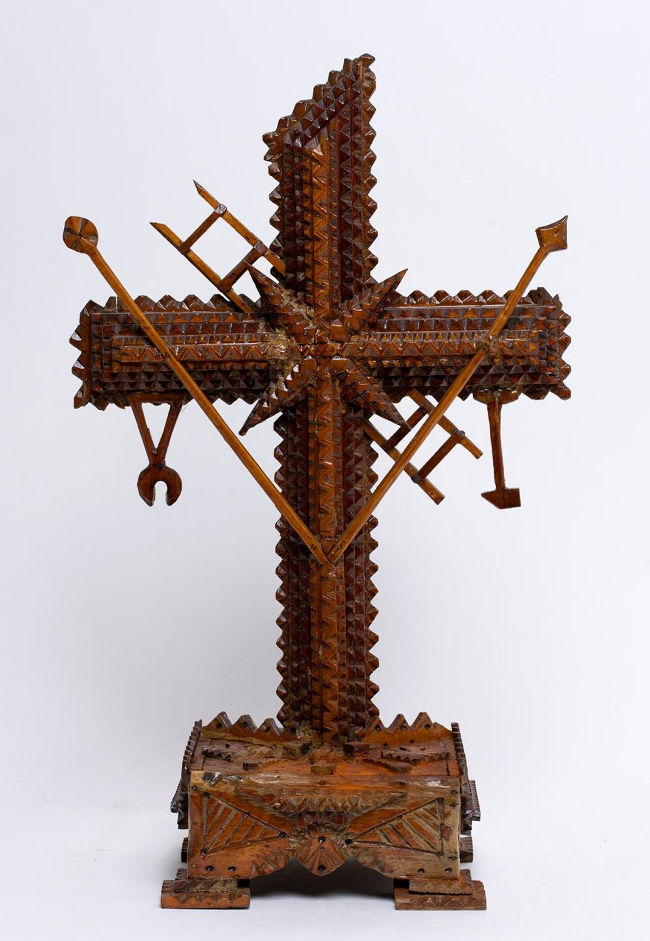 Tramp Art - Chip-carved Cross with Crucifixion Items