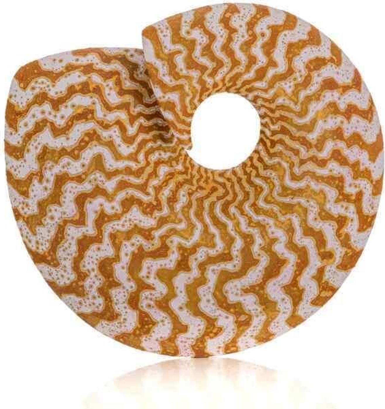 Peter Beard (1938) - Peter Beard orange and white stripped shell form ceramic stoneware clay piece. With fleece lining on backside. Signed