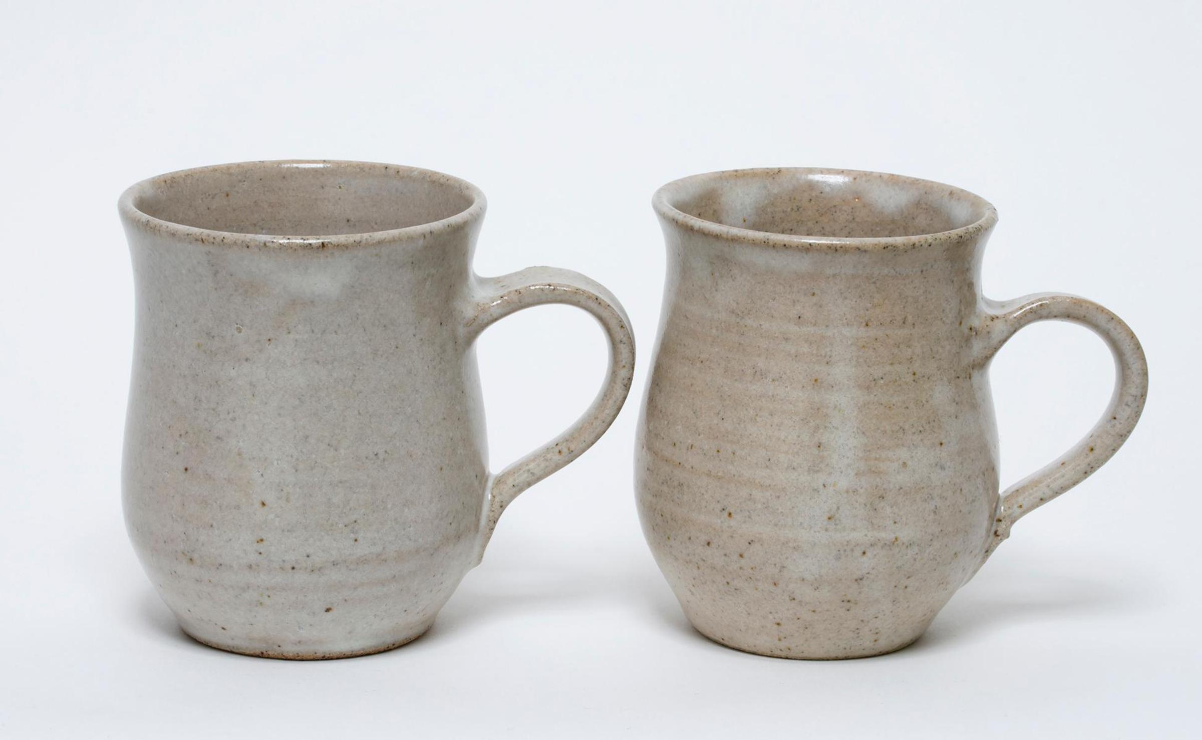 Hansen-Ross Studio - ROSS STUDIO (Folmer Hansen) Pair of Cups