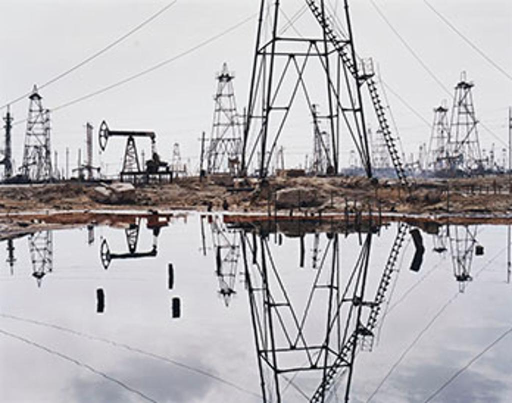 Edward Burtynsky (1955) - Socar Oil Fields #3, Baku, Azerbaijan