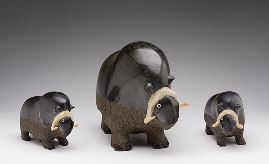 Seepee Ipellie (1940-2000) - Muskox Family