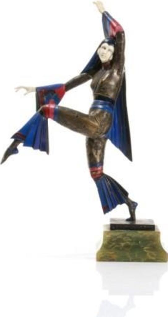 Gerda Gerdago (1906-2004) - A cold-painted bronze dancer figure with naturally carved hands and face