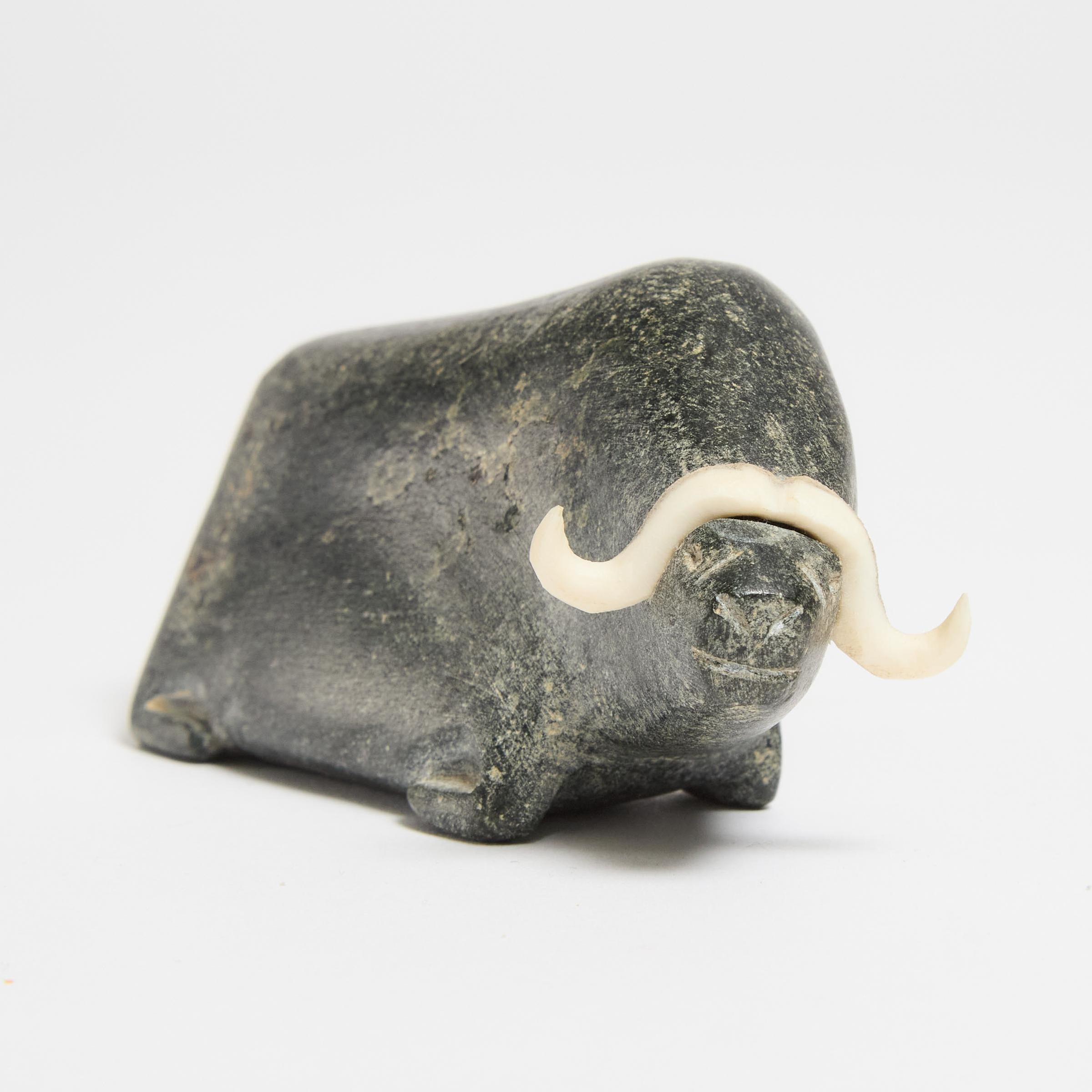 Mark Tungilik (1913-1986) - Musk Ox