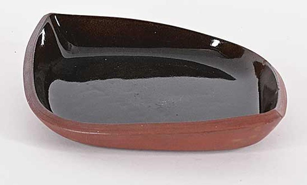 Luke Orton Lindoe (1913-1998) - Untitled - Wine Leaf Form Dish