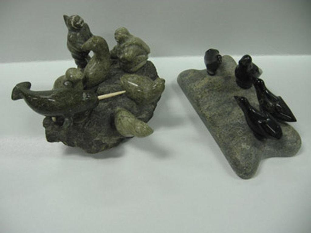 Inuit - Group Study (Figures, Narwhal, Seal, Birds) On Soapstone Base  ; Group Of 4 Dark Birds On Soapstone Base