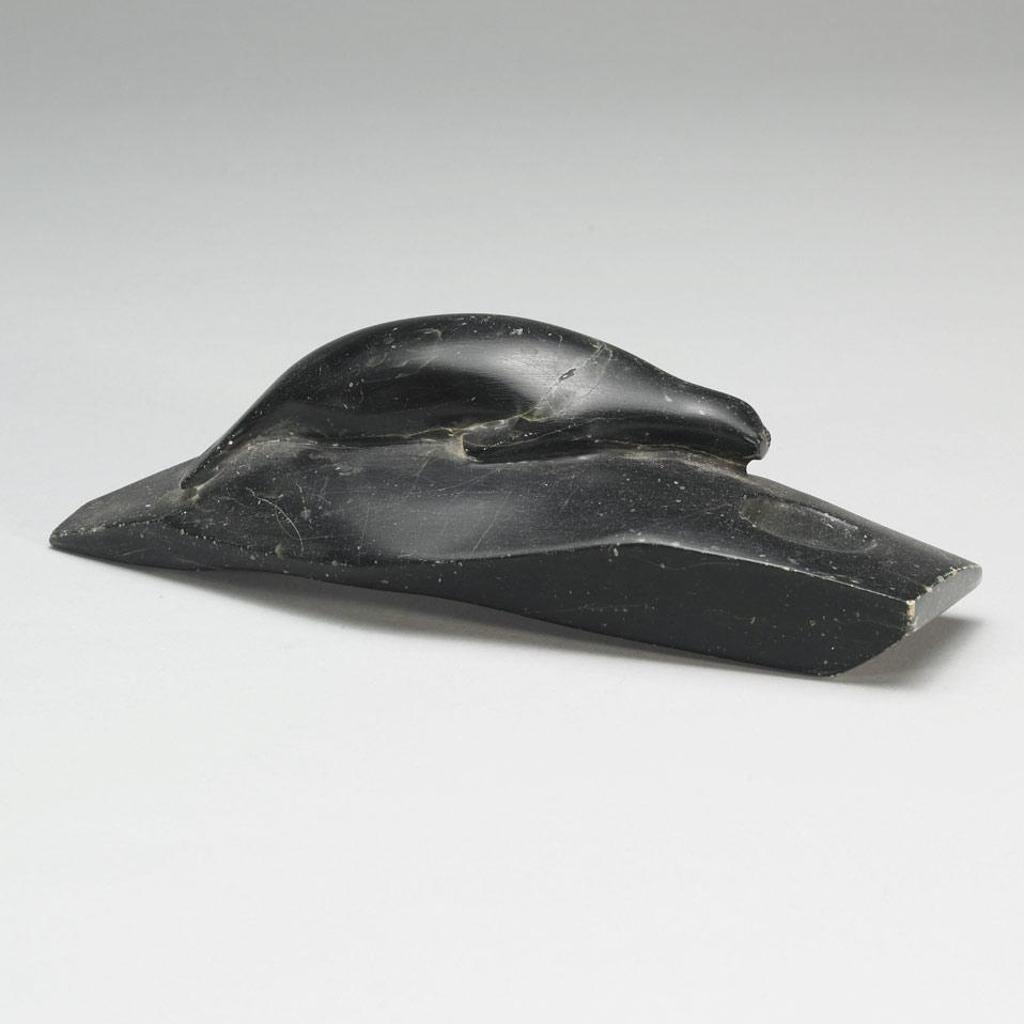 Solomonie Tigullaraq (1924-2000) - Seal On A Base