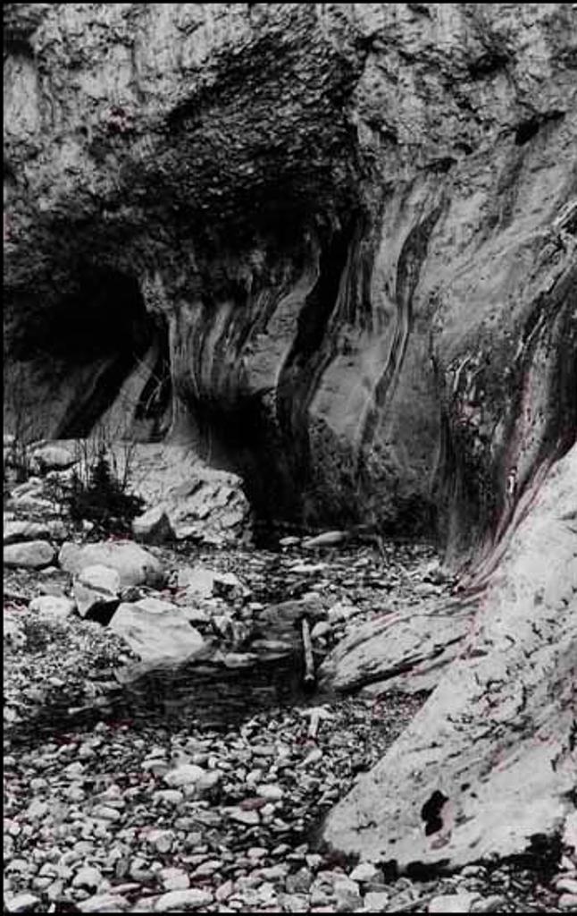 Ray Van Nes - Rock Wall Grotto Creek (02625/2013-1163)
