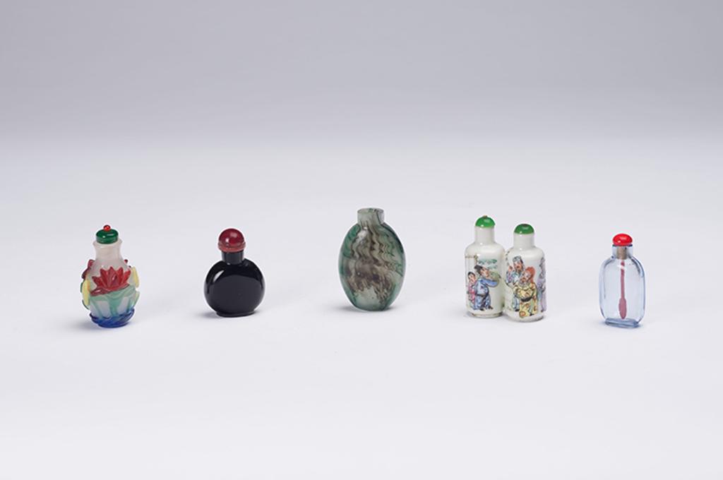 Chinese Art - Five Small Chinese Snuff Bottles, 19th/20th Century