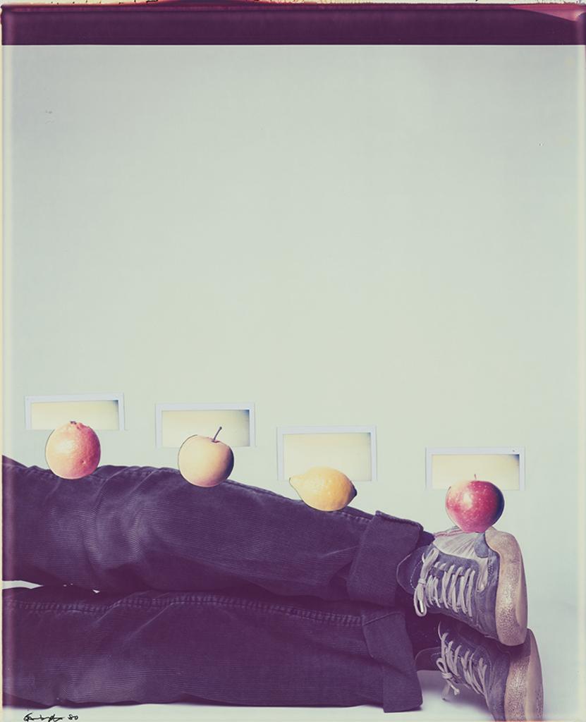 Iain Baxter (1936) - Still life - legs, 3 plastic fruits and 1 real fruit
