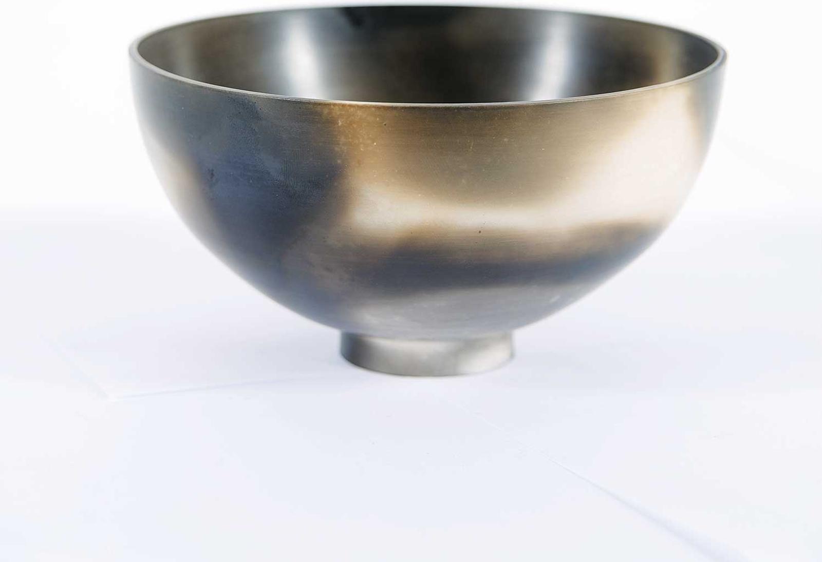 British Columbia School (1810) - Untitled - Elegant Black and Brown Bowl