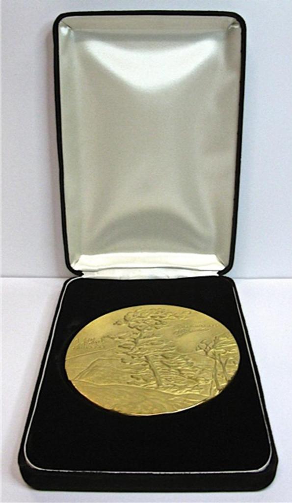 Jaroslav F. Huta (1940) - The Casson Medal (White Pine - A.J. Casson)