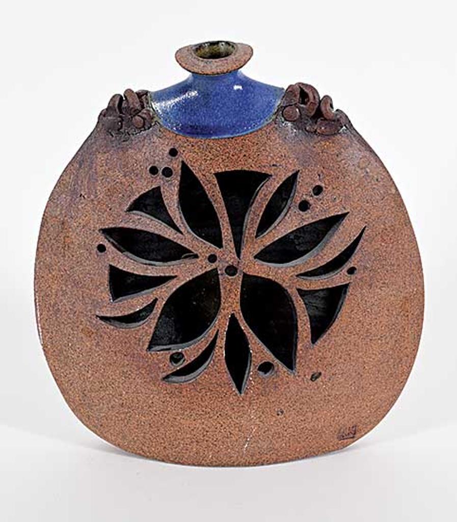 Edward Drahanchuk (1939) - Untitled - Perforated Canteen Vase
