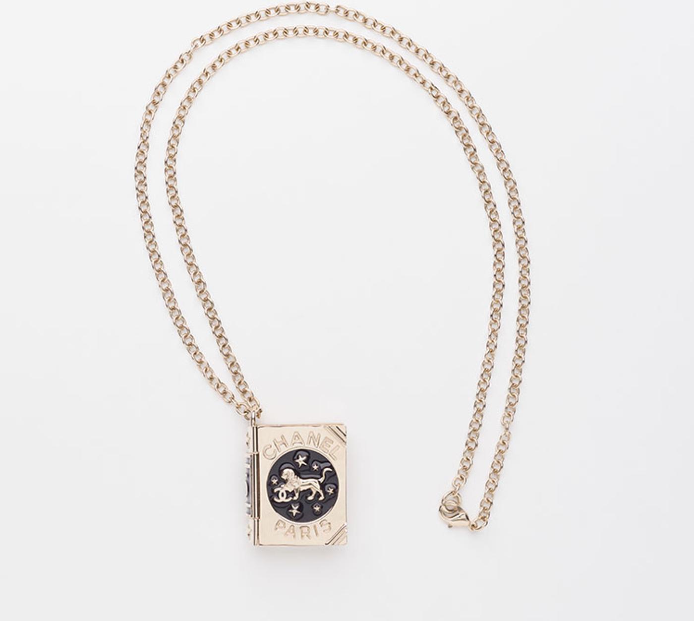 Chanel - A LION BOOK LOCKET PENDANT NECKLACE
