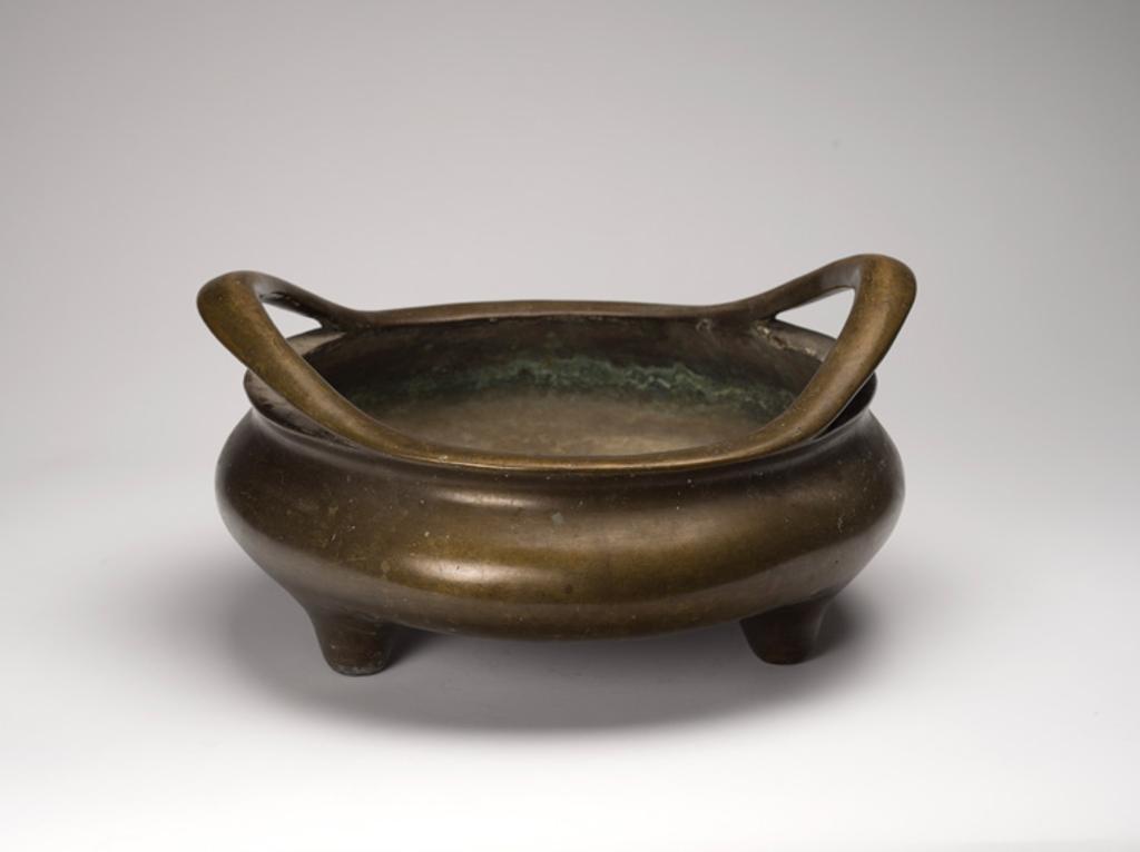 Chinese Art - A Large Chinese Bronze Tripod Censer, 19th Century