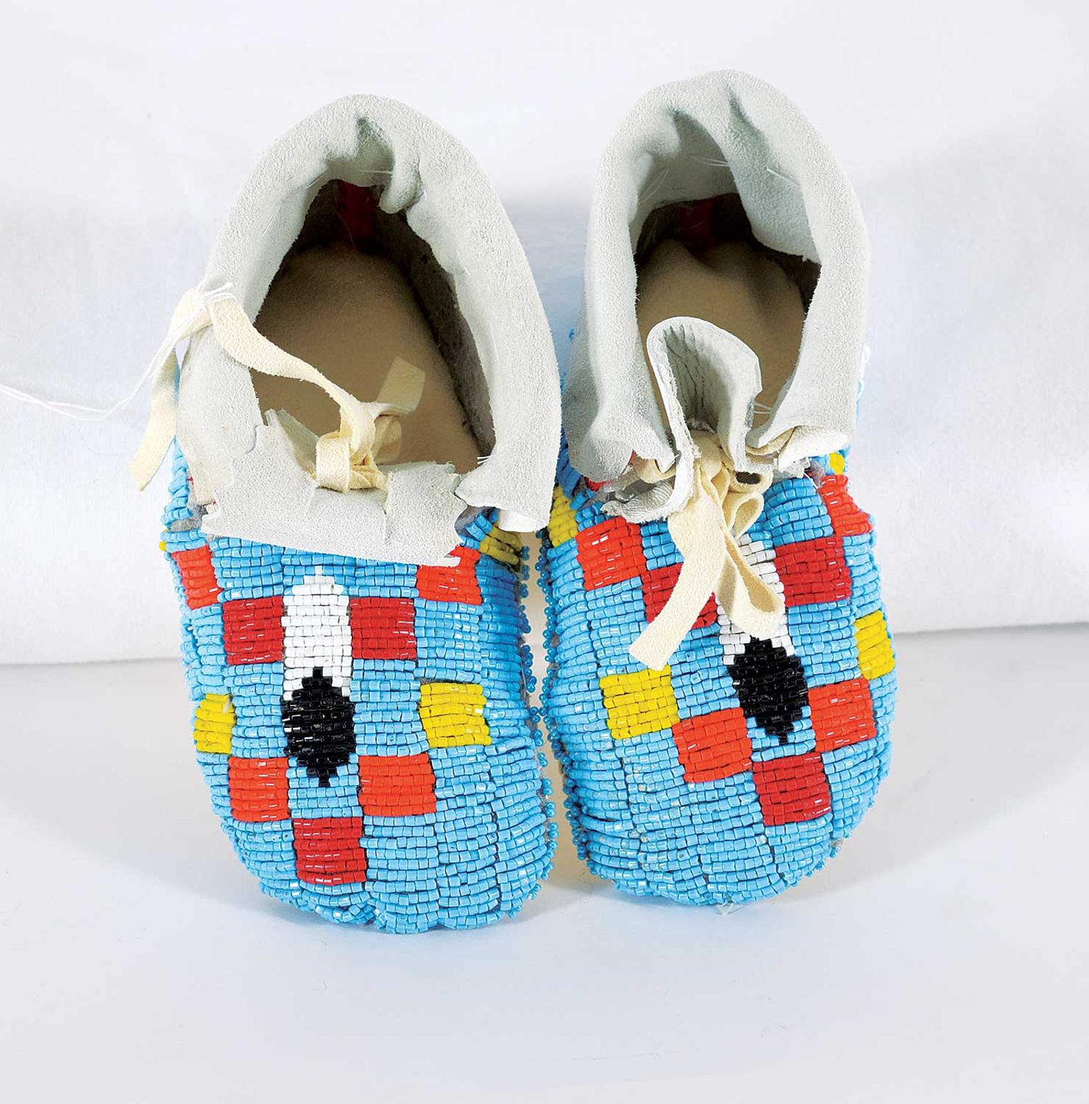 First Nations Basket School - Blue Beaded Children's Moccassins